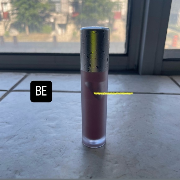 Fitglow Beauty Lip Colour Serum - Picture 3 of 9